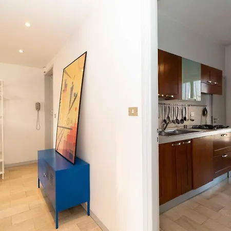Lungo Po Riverview Apartment Turin